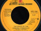 Gordon Lightfoot - The Wreck Of The Edmund Fitzgerald, 7