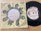 THE RONETTES - GOOD GIRLS / YOU BET I WOULD - ARGENTINA 7”on “MUSIC HALL” 30-853