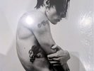 Yungblud - Idols. Hell and Back, Split Black & White Vinyl LP.