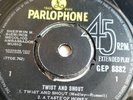 The Beatles – Twist and Shout EP – 1963 UK Mono GEP 8882  near mint Condition