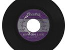 BYRON LEE  & DRAGONAIRES / BATA CHA CHA CHA / TONY GREGORY / FIESTA TWIST / 7''