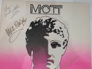SUPERB RARE ORIGINAL FULLY HAND SIGNED MOTT THE  HOOPLE LP  IN MINT CONDITION