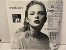-PREOWNED- Taylor Swift 