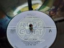 Mash it Up  - Vivian Jones  12