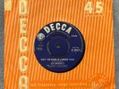 THE MAJORITY - A LITTLE BIT OF SUNLIGHT rare UK 1965 / MOD BEAT / THE KINKS /EX+